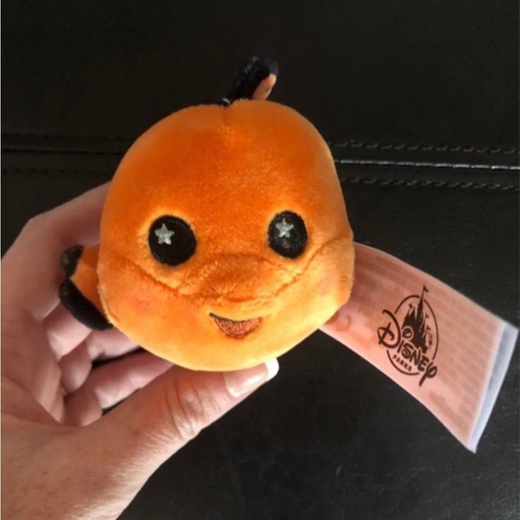 Disney Parks Wishables Finding Nemo Submarine Voyage Series - Nemo - Picture 2 of 9